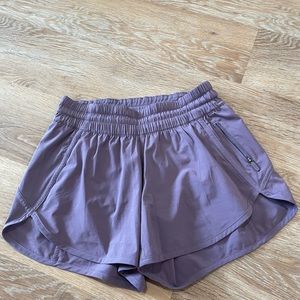Lululemon tracker shorts 4inch